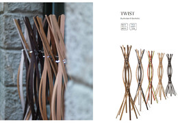 Coat hanger TWIST